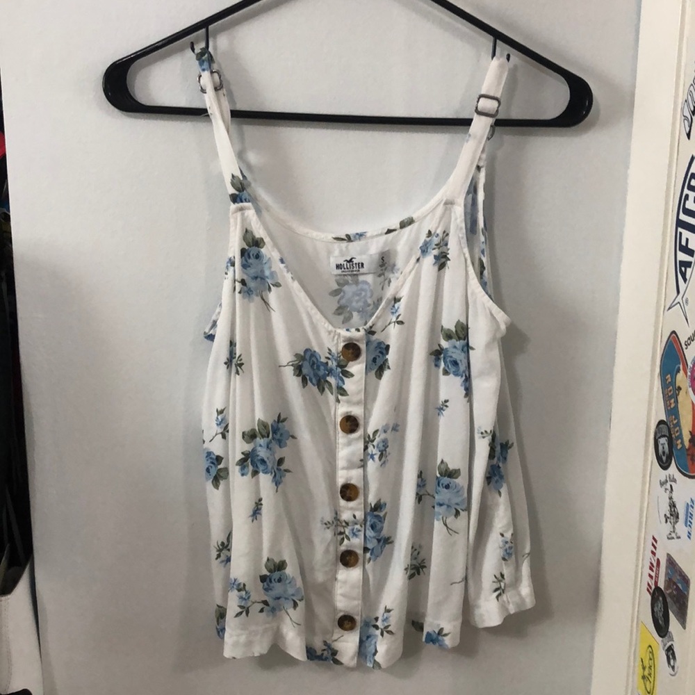 Hollister floral tank